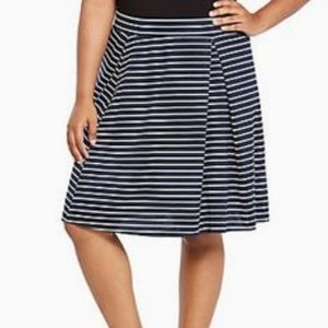 Torrid Navy & White Striped Skirt Inverted Pleat